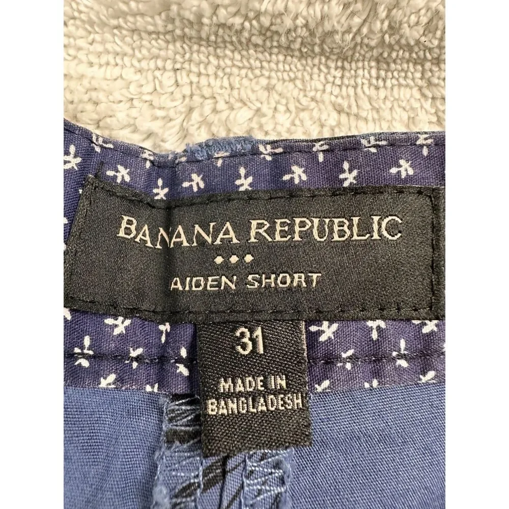 Banana Republic Aiden Shorts Mens 31 Blue Tropical Chino Casual Stretch